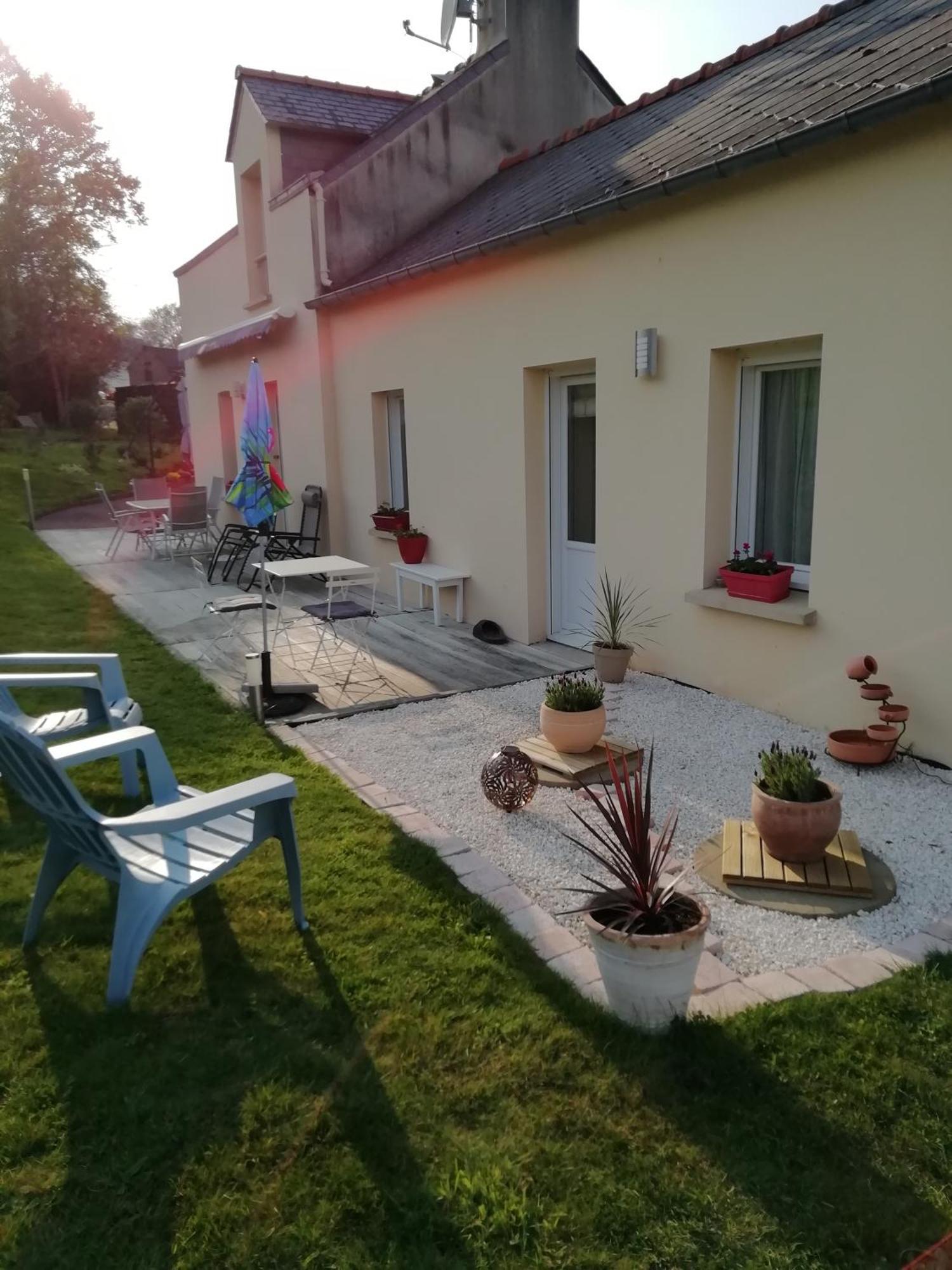 Kerlan 5 Bed & Breakfast Beganne Exterior photo